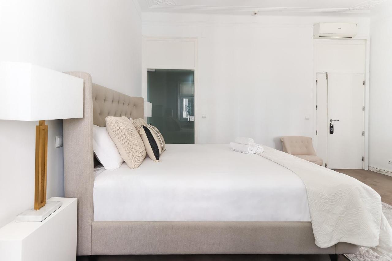 Chiado Prime Suites By Homing Lisboa Ngoại thất bức ảnh